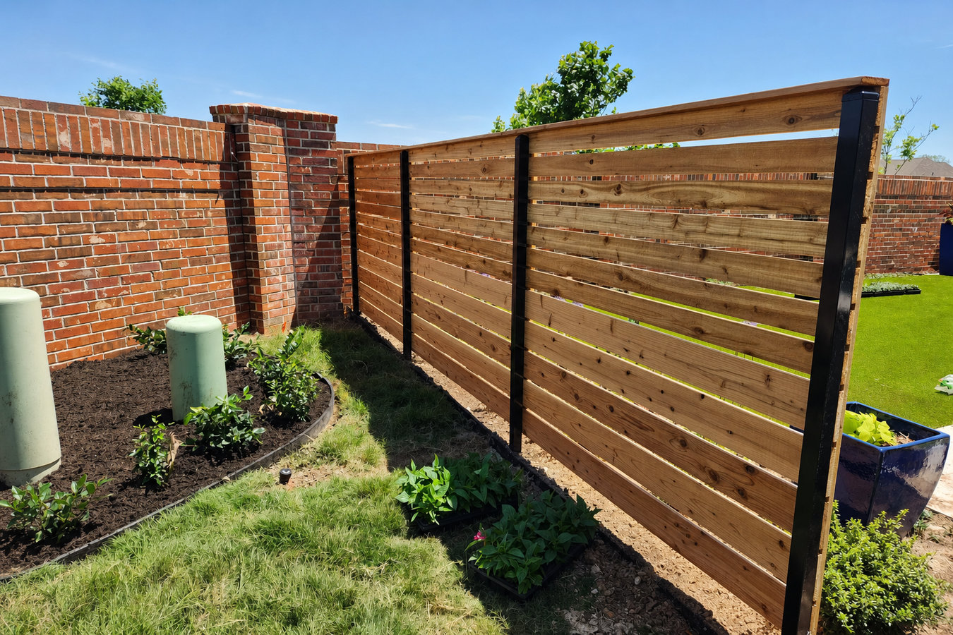 Custom fence design in Beaumont, TX
